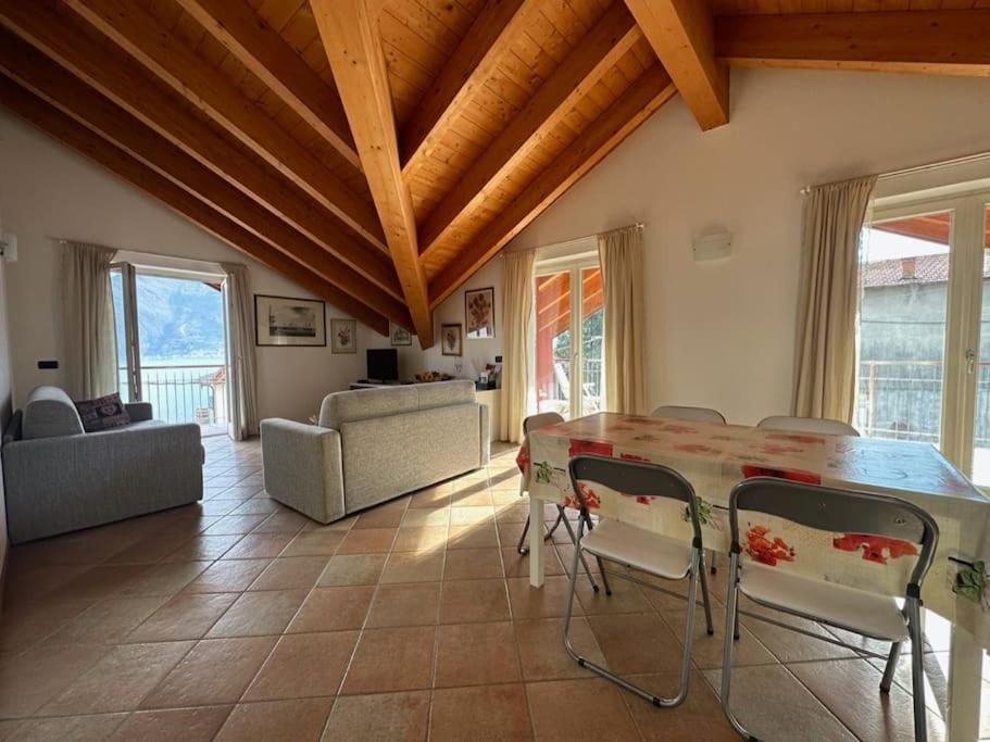 Casa Nella Villa Pianello Del Lario Exteriör bild