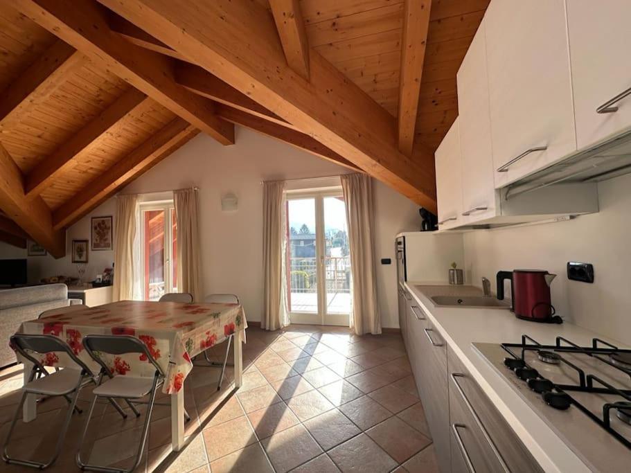 Casa Nella Villa Pianello Del Lario Exteriör bild
